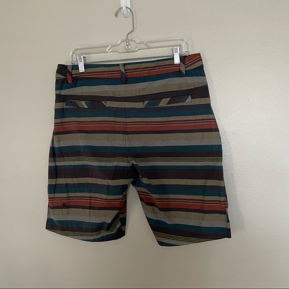 Lululemon shorts - Picture 2 of 5